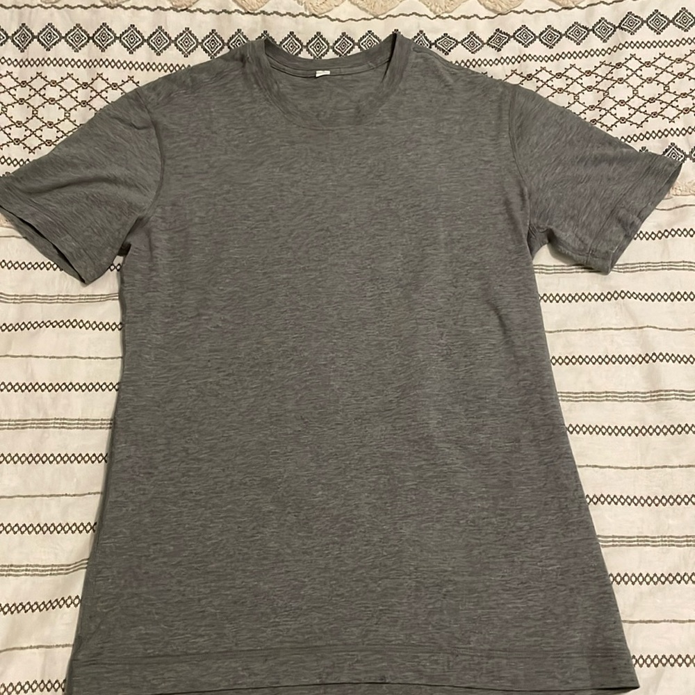 Lululemon 5 year basic t-shirt